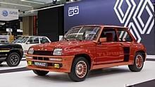 RENAULT FEIERT DEN 50. GEBURTSTAG DES RENAULT 5 AUF DEM SALON RÉTROMOBILE